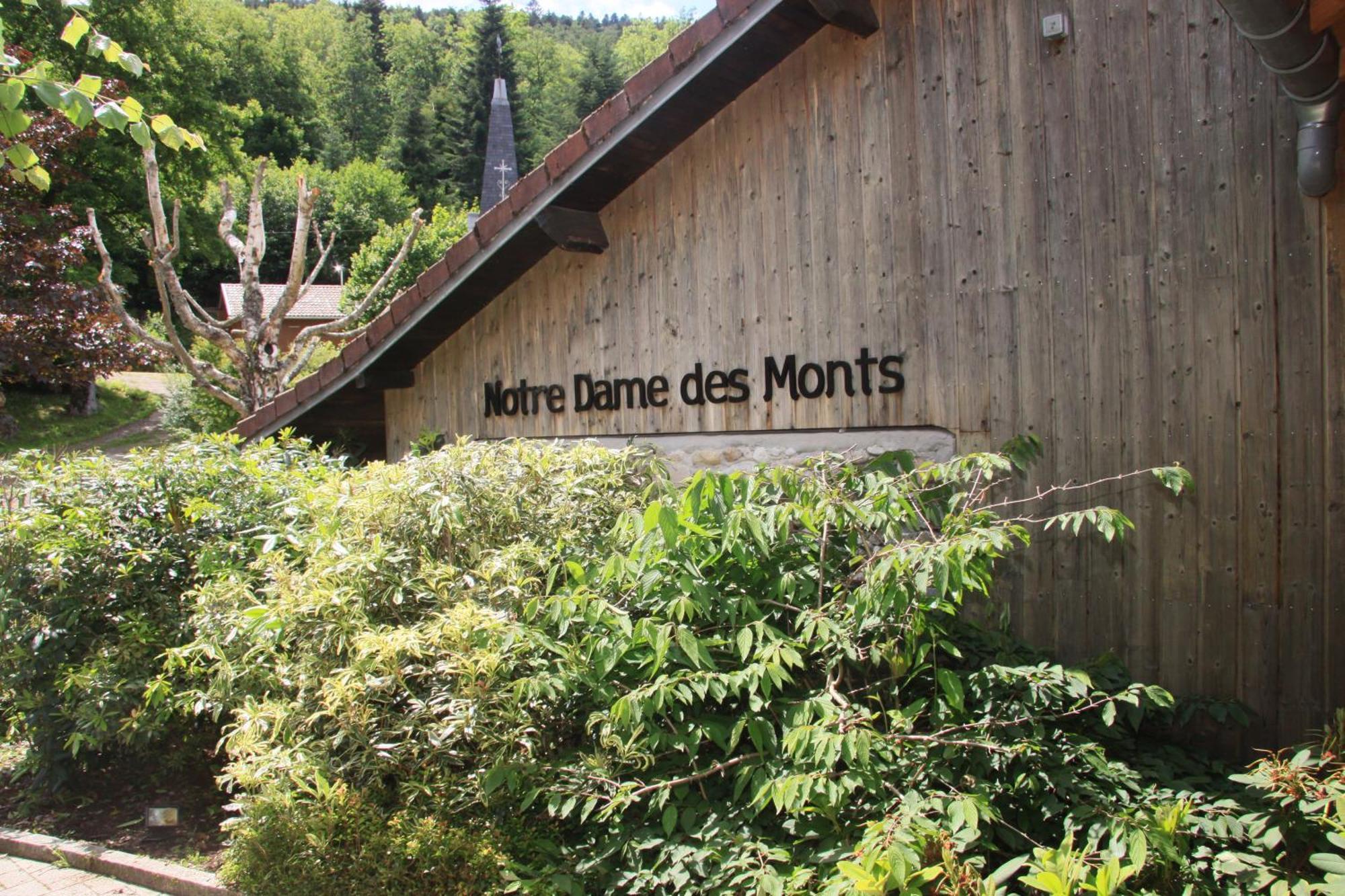 Готель Notre Dame Des Monts Ban-sur-Meurthe-Clefcy Екстер'єр фото